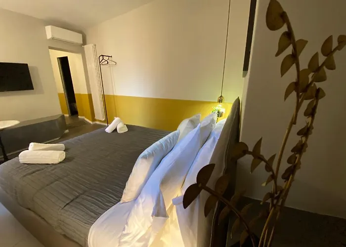 Cavour Urban By Ghor בית הארחה 4*